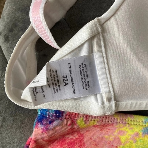 Girls bra bundle - Picture 4 of 5